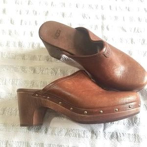 UGG Tan Leather Clogs